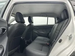 2022 Toyota Yaris L Zhixuan X 1.5L CVT Luxury Plus, белый — фото 6