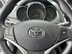 2022 Toyota Yaris L Zhixuan X 1.5L CVT Luxury Plus, белый — фото 12