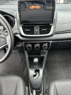 2022 Toyota Yaris L Zhixuan X 1.5L CVT Luxury Plus, белый — фото 14