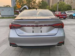 2022 Toyota Avalon 2.5L Luxury — фото 8