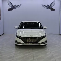 2022 Hyundai Elantra 1.5L CVT LUX Premium, белый — фото 3