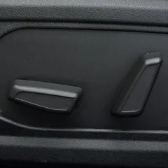 2022 Hyundai Elantra 1.5L CVT LUX Premium, белый — фото 8