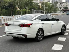 2021 Nissan Teana 2.0L XL Comfort, белый — фото 10