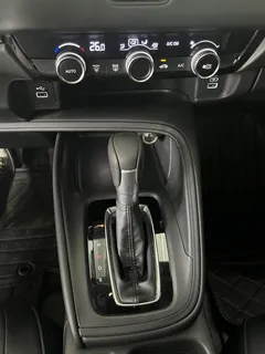 2023 Honda Vezel 1.5L CVT Tech, белый — фото 14