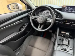 2022 Mazda Mazda3 2.0L AT, белый — фото 7