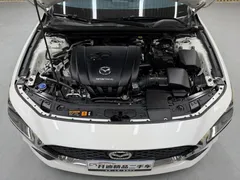 2022 Mazda Mazda3 2.0L AT, белый — фото 15