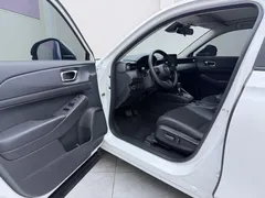 2023 Honda Vezel 1.5L CVT Tech, белый — фото 7