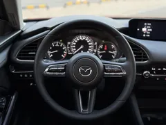 2022 Mazda Mazda3 2.0L AT, красный — фото 17