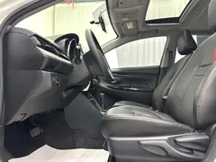 2022 Toyota Yaris L Zhixuan X 1.5L CVT Premium, белый — фото 7