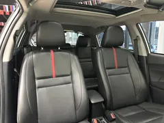 2022 Toyota Yaris L Zhixuan X 1.5L CVT Premium, белый — фото 9