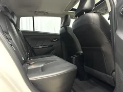 2022 Toyota Yaris L Zhixuan X 1.5L CVT Premium, белый — фото 11