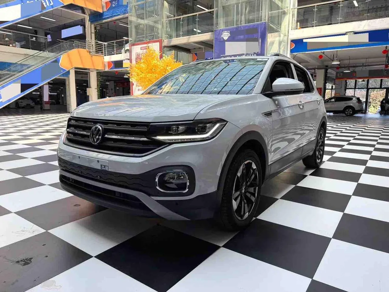 2021 Volkswagen Tacqua 1.5L AT
