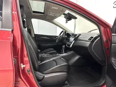 2021 Nissan Tiida 1.6L CVT, красный — фото 9