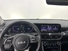 2023 Kia Seltos 1.5L IVT Luxury, белый — фото 19
