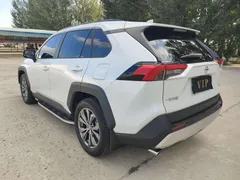 2023 Toyota RAV4 2.0L CVT 4WD Adventure Plus, белый — фото 5