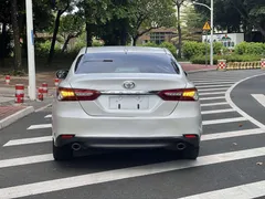 2023 Toyota Camry 2.0G Luxury, белый — фото 6