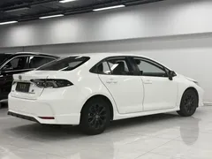 2021 Toyota Corolla 1.5L CVT GR SPORT, белый — фото 4