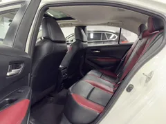 2021 Toyota Corolla 1.5L CVT GR SPORT, белый — фото 12