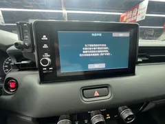 2023 Honda Vezel 1.5L CVT Tech, белый — фото 14