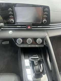 2023 Hyundai Elantra 1.5L CVT GLX Elite, синий — фото 13