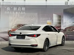 2022 Lexus ES 200 Excellence, белый — фото 4