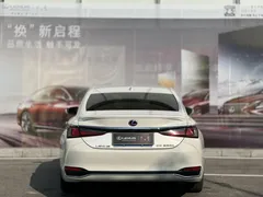 2022 Lexus ES 200 Excellence, белый — фото 6