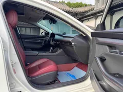 2022 Mazda Mazda3 2.0L AT, белый — фото 10