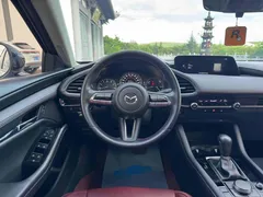 2022 Mazda Mazda3 2.0L AT, белый — фото 16
