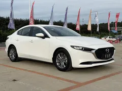 2022 Mazda Mazda3 2.0L AT, белый — фото 3