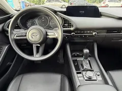 2022 Mazda Mazda3 2.0L AT, белый — фото 5