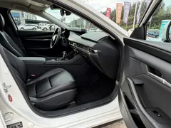 2022 Mazda Mazda3 2.0L AT, белый — фото 6
