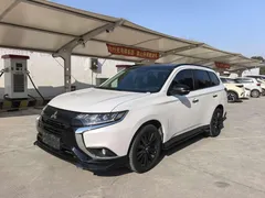 2021 Mitsubishi Outlander 2.4L 4WD 5-seat, белый — фото 1