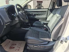 2021 Mitsubishi Outlander 2.4L 4WD 5-seat, белый — фото 9