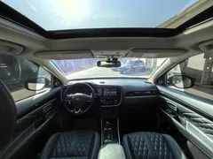 2021 Mitsubishi Outlander 2.4L 4WD 5-seat, белый — фото 13
