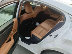 2021 Lexus ES 200 Excellence, белый — фото 7
