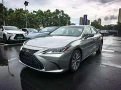 2022 Lexus ES 200 Excellence — фото 1