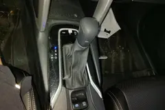 2023 Toyota Corolla Cross 2.0L CVT Elite, белый — фото 15
