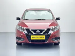 2021 Nissan Tiida 1.6L CVT, красный — фото 2