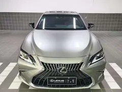 2022 Lexus ES 200 Excellence — фото 3
