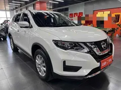 2023 Nissan X-Trail Classic 2.0L 2WD, белый — фото 3