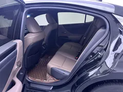 2022 Lexus ES 200 Excellence, чёрный — фото 11