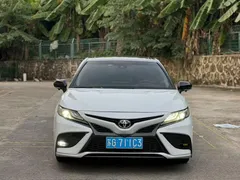 2021 Toyota Camry 2.5S Fashion, белый — фото 2
