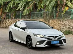 2021 Toyota Camry 2.5S Fashion, белый — фото 3