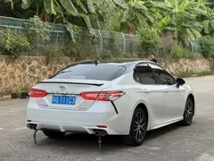 2021 Toyota Camry 2.5S Fashion, белый — фото 9