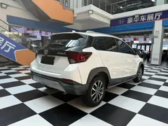 2022 Toyota Yaris L Zhixuan X 1.5L CVT Luxury Plus, белый — фото 11
