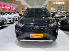 2022 Toyota RAV4 2.0L CVT 2WD Fashion, чёрный — фото 2