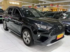 2022 Toyota RAV4 2.0L CVT 2WD Fashion, чёрный — фото 3