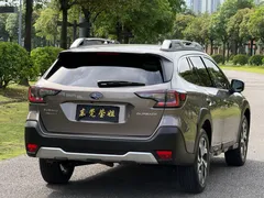 2022 Subaru Outback 2.5i Flagship EyeSight — фото 11