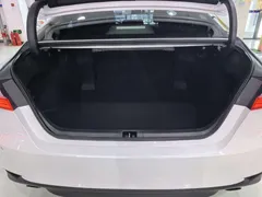 2021 Toyota Camry 2.5G Luxury, белый — фото 21