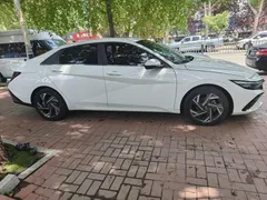 2023 Hyundai Elantra 1.5L CVT GLX Elite, белый — фото 4
